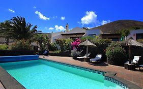 Roco 1 - Grosser Pool, Sauna, Wundervoller Meerblick, Pure Entspannung